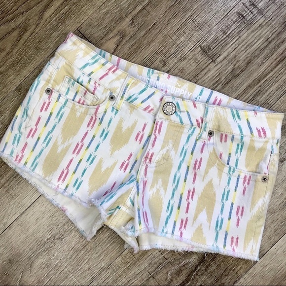 𝅺MOSSIMO Denim Shorts - Picture 1 of 5